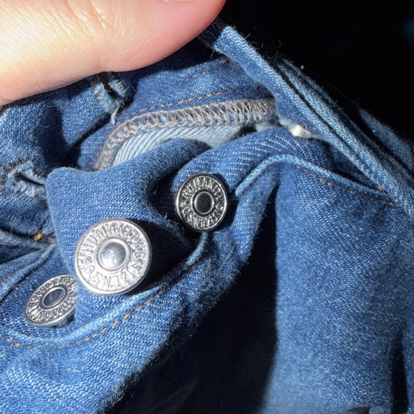 Citizens of Humanity Isola Cropped Bootcut Jeans in Lawless - Picture 4 of 6